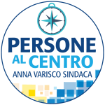 Persone al centro Anna Varisco sindaca